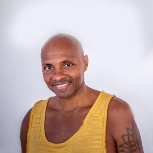 Fredy Ayisi<br>YOGA